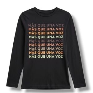 Hispanic Heritage Well Worn Unisex Más Que Una Voz Long Sleeve Tee Black Adult
